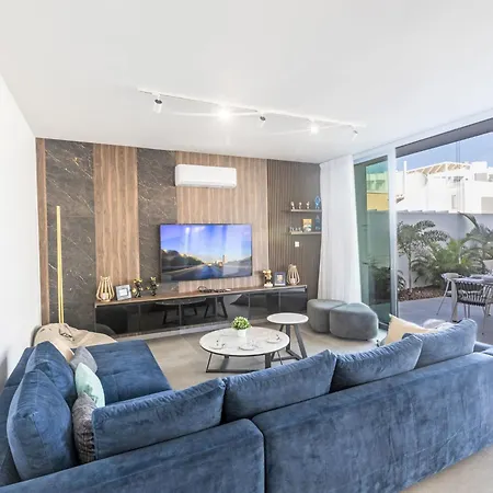 Aqua Pearl Aq18 Mit Poolheizung By Interhome بيت للعطل بروتاراس