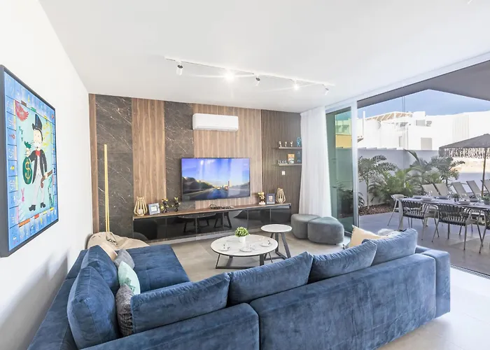 Aqua Pearl Aq18 Mit Poolheizung By Interhome Casa de Férias Protaras